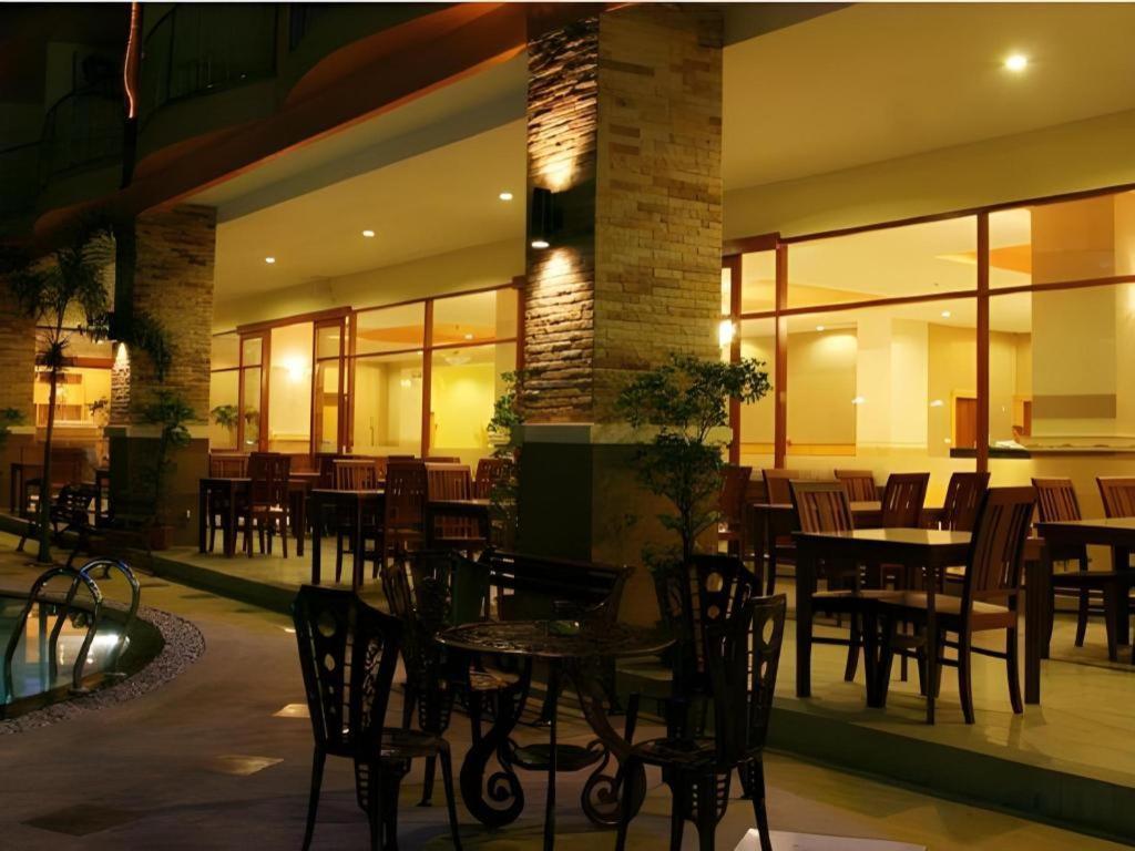 Siam Platinum Pattaya hotel Bagian luar foto