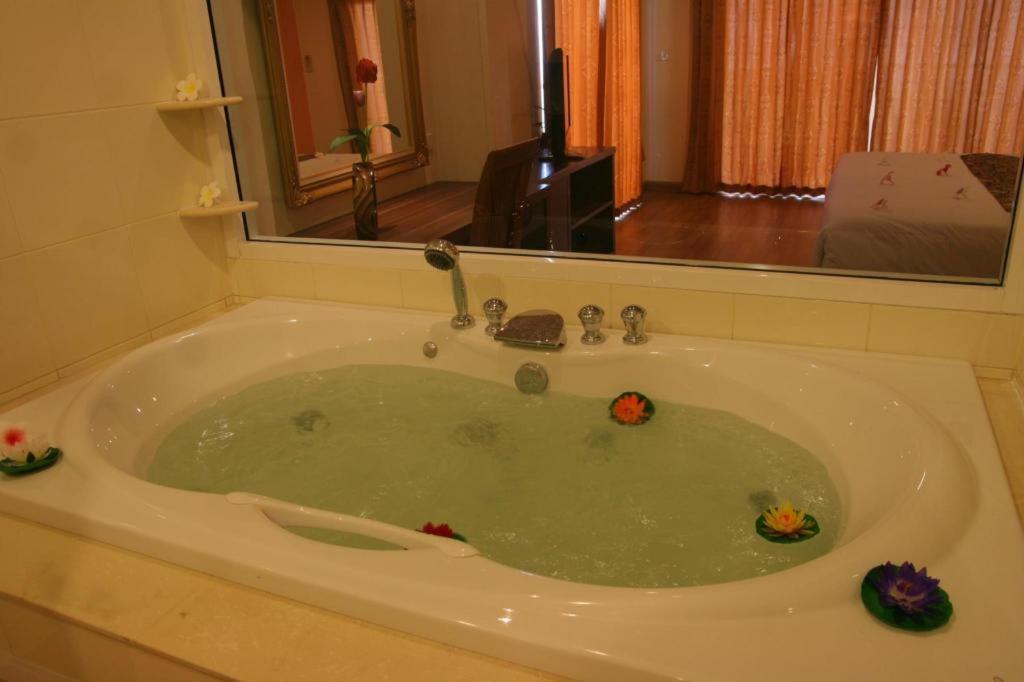 Siam Platinum Pattaya hotel Bagian luar foto